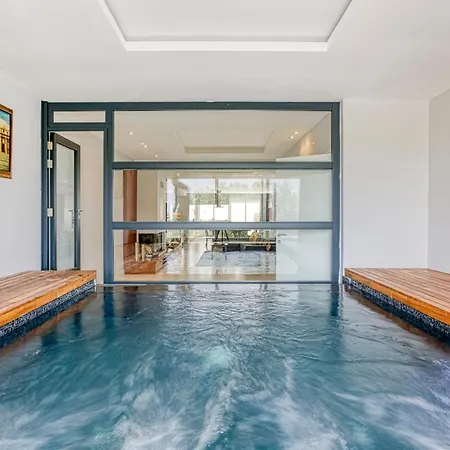 A Luxurious 3br With Private Indoor Pool & Parking By 360 Estates * Gharghur