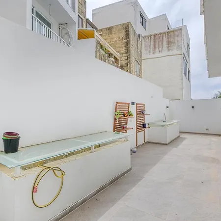 A Luxurious 3br With Private Indoor Pool & Parking By 360 Estates Apartamento